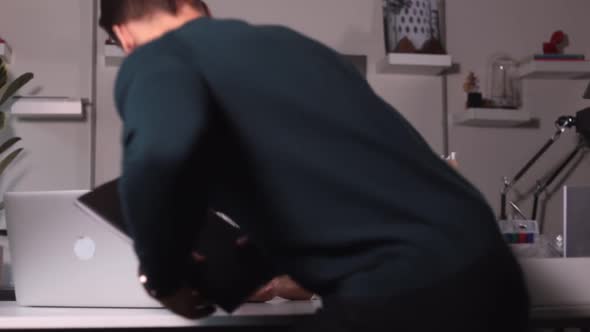 HR Manager Woman Greet Applicant Before Discussion Spbi