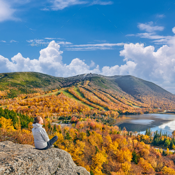 Woman hiking at Artist's Bluff in autumn - Stock Photo - Images