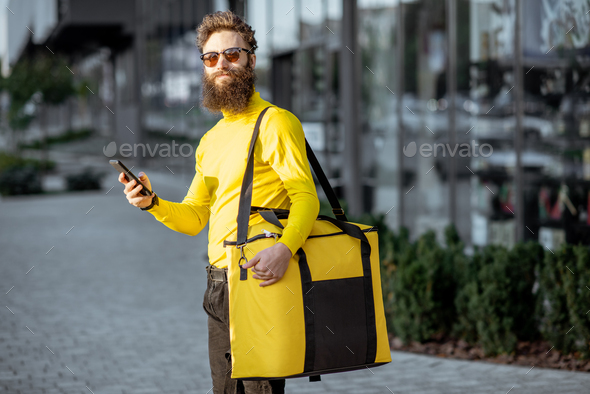 Man delivering food with thermal bag