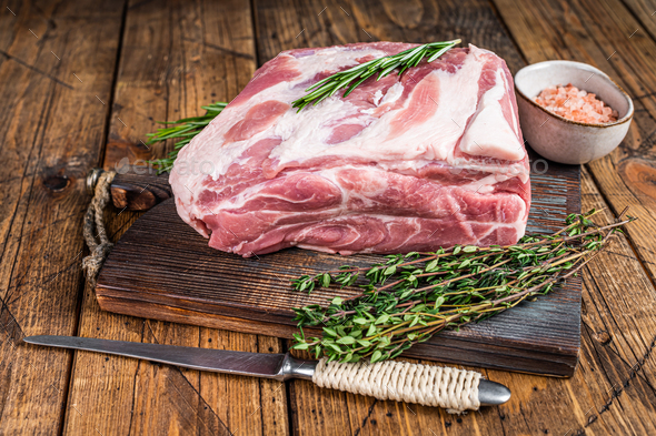 What Type of Cutting Board is Best For Raw Meat?