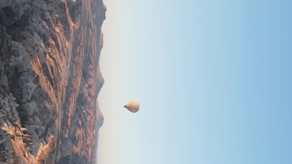 Balloons in Cappadocia Vertical Video Slow Motion alt