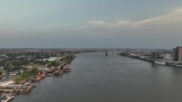 Aerial view of the Mississippi River bridge and the city of New Orleans and Algiers Point alt