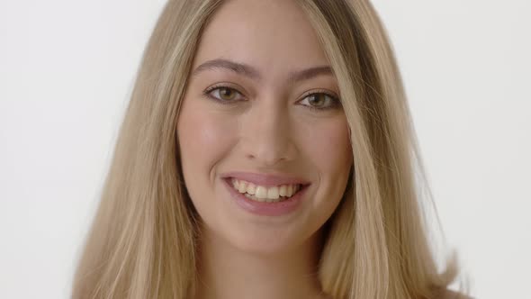 Beauty Woman Face Portrait alt