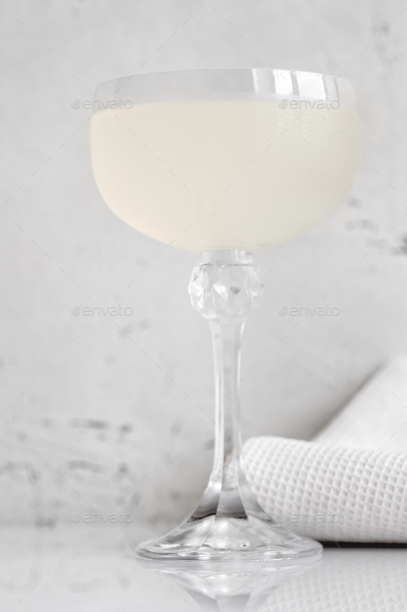 Glass of White Lady Cocktail