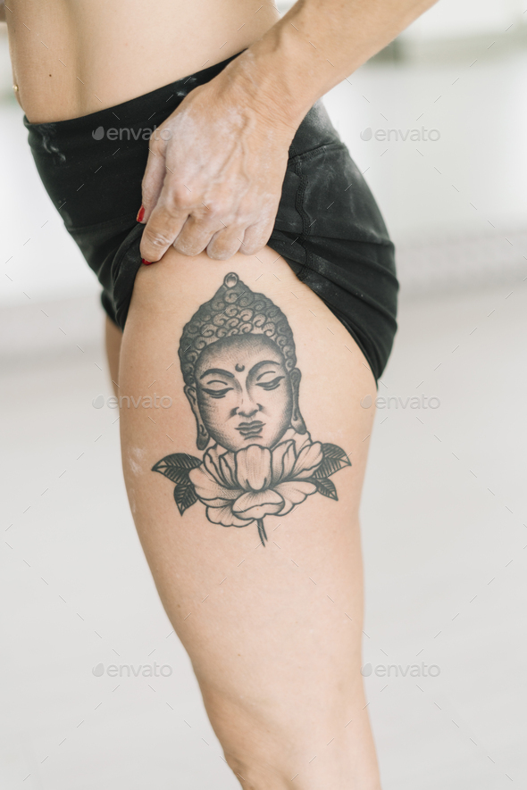 Religious Buddha Tattoo On Right Hand For Women