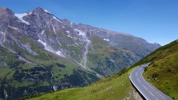 Fantastic Scenery of Grossglockner High Alpine Road and Mountains in Austria alt