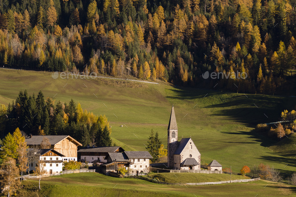 Village of Santa Maddalena, Funes Valley, Dolomites, Alto Adige, Italy, Europe