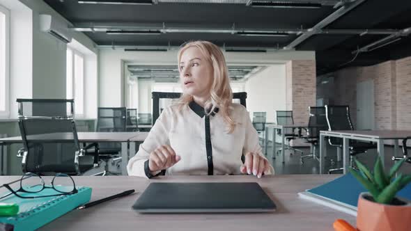 Manager at the End of Workday alt