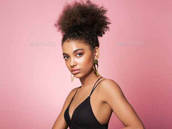 Beauty portrait of African American girl with afro hair. Beautiful black  woman. Cosmetics, makeup and fashion Stock Photo