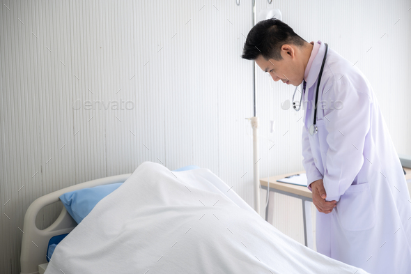 dying person in hospital bed