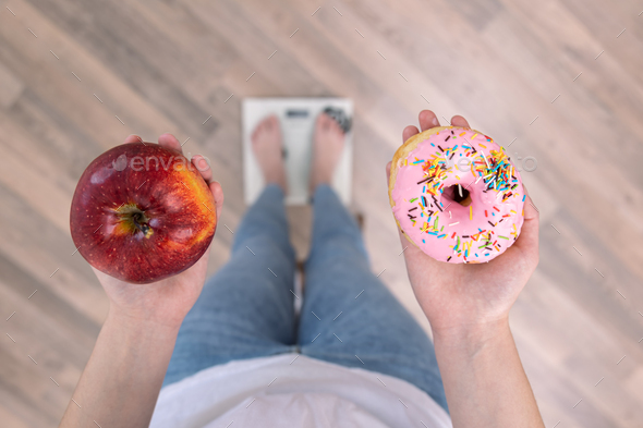 Apple scales scale overweight obesity food health weighing scale