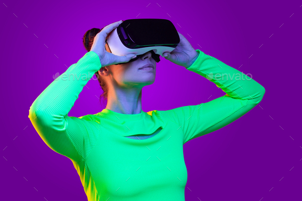 Neon cyberpunk virtual reality concept