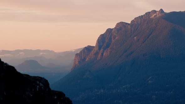 Sunset View Of Mt Si In North Bend Washington alt