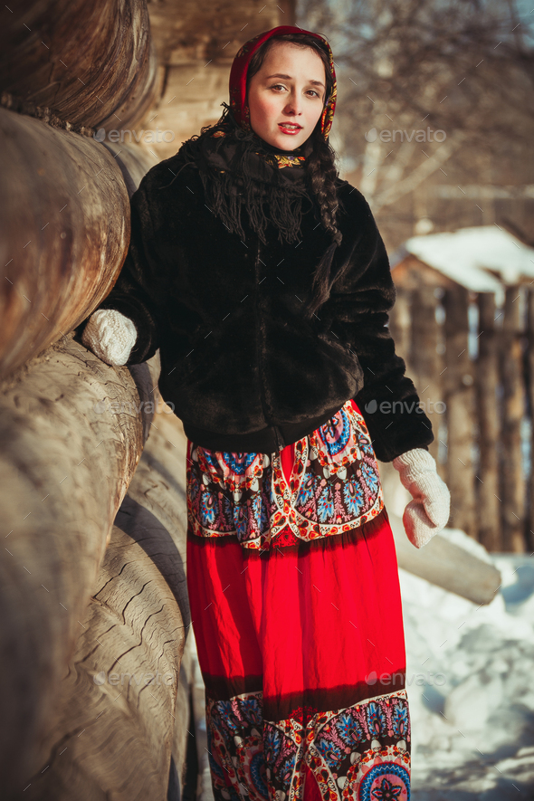 Traditional Russian Women's Clothing