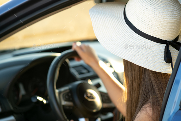 straw driving hat