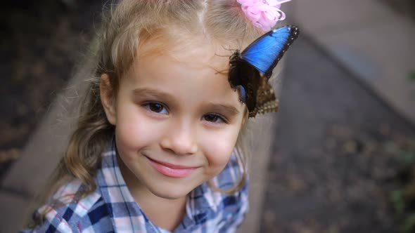 Face of a Happy Browneyed Girl alt