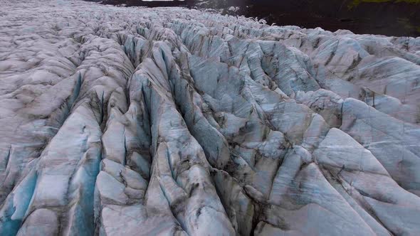 Svinafellsjokull Glacier in Vatnajokull Iceland alt