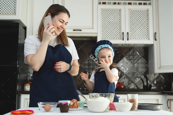 Mother Daughter Matching Aprons Chefs Hat Stock Photo 1780628117