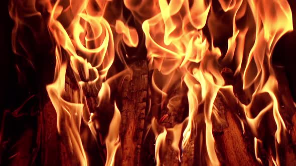 Fireplace Fire Burning Sparks alt