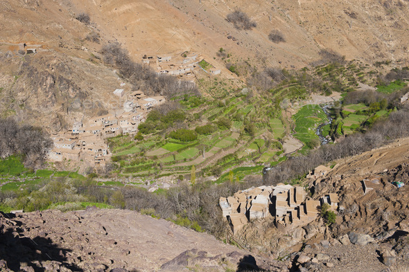 Berber village at the foot of Tizi n Tamatert, High Atlas Mountains ...