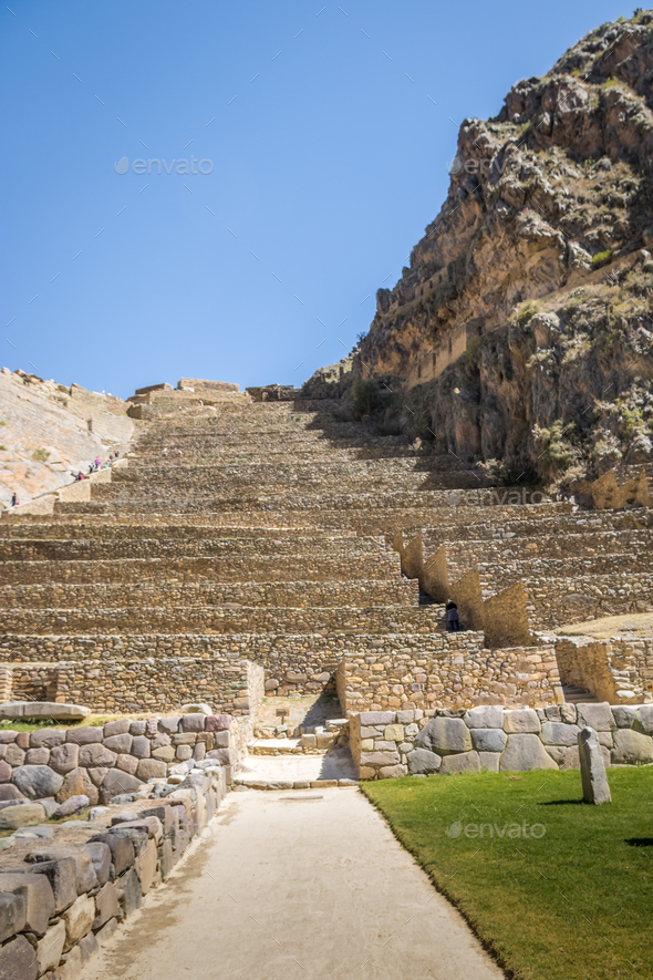 Ollantaytambo Inca Ruins And Terraces - Ollantaytambo, Sacred Valley ...