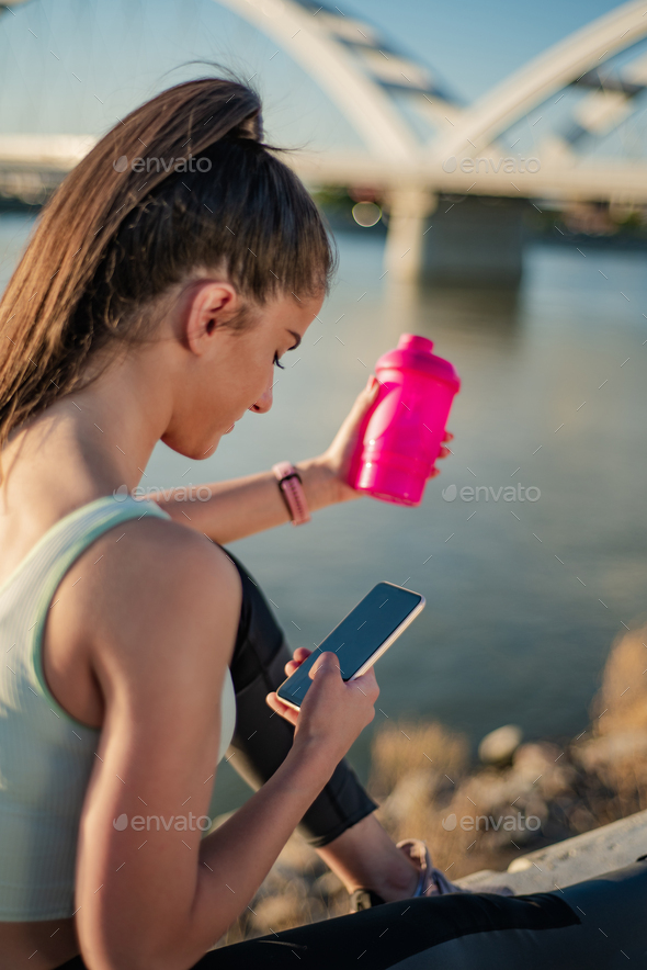 I downloaded some apps to monitor my fitness goals - Stock Photo - Images