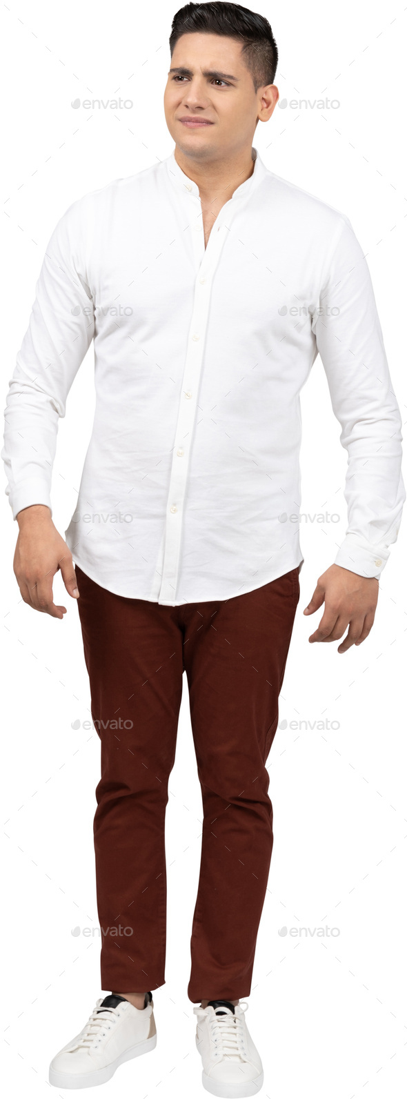 White Knit Crew-neck T-shirt with Brown Pants Outfits For Men In Their 30s  (3 ideas & outfits) | Lookastic