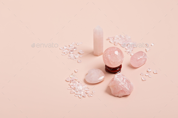 Healing reiki crystals therapy. Alternative rituals with pink quartz for meditation, relaxation - Stock Photo - Images