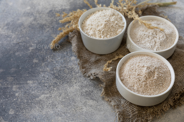 Wheat flour coarse from whole wheat grains, wheat bran Stock Photo by ...