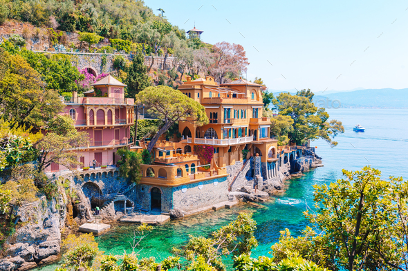 Beautiful sea coast with colorful houses in Portofino, Italy. Summer ...