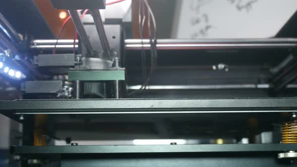 3d The Printer Prints A Plastic Part alt