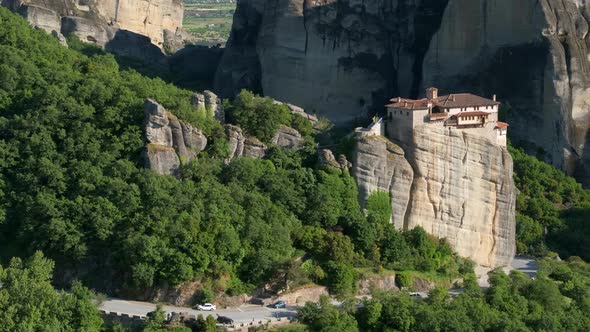 Meteora Monastery in Greece alt