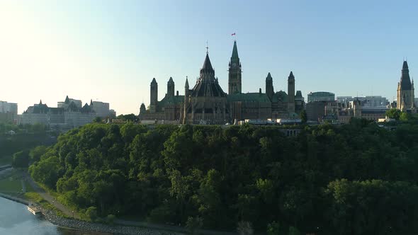 Aerial of the Parliament of Canada alt