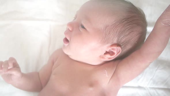 infant age 1 week after delivery alt