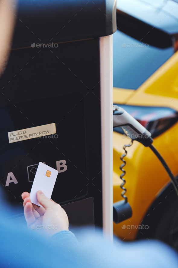 everywhere car service charge on debit card