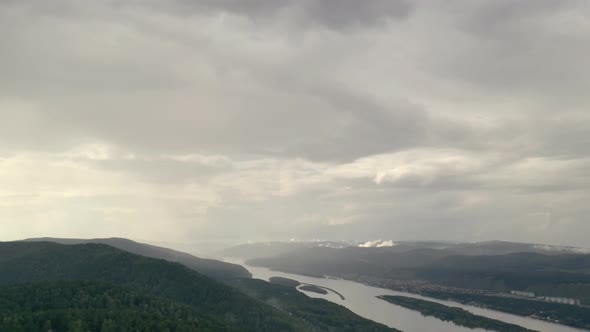 Hyperlapse Inclement Weather in a Mountain Gorge alt