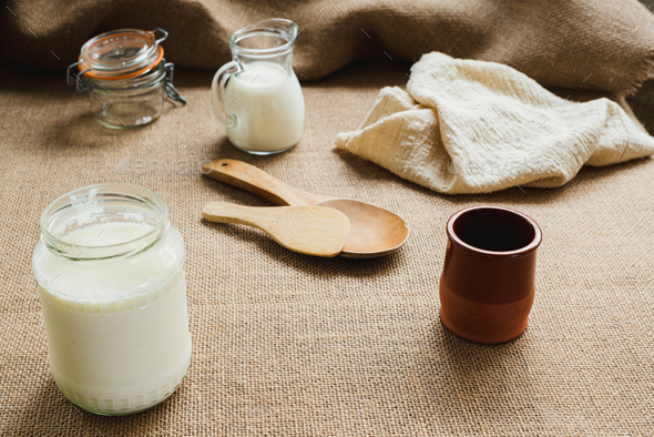 Kefir homemade to save and avoid buying and contaminating with plastics.