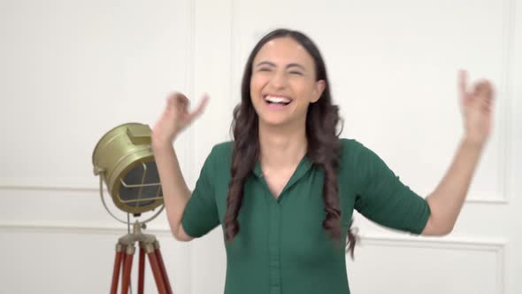 Indian woman dancing alt