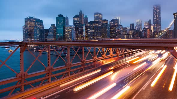 Brooklyn bridge car traffic light timelapse - New York - USA