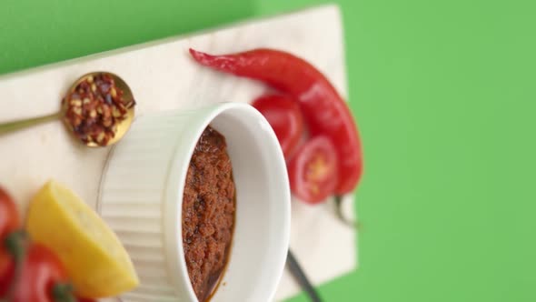 Vertical video: pesto sauce in a plate alt