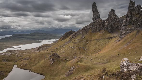 Dramatic cloud and brown Old man storr mountain, Scotland, 4k, timelapse alt