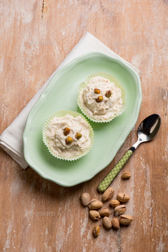 muffin with ricotta and pistachio