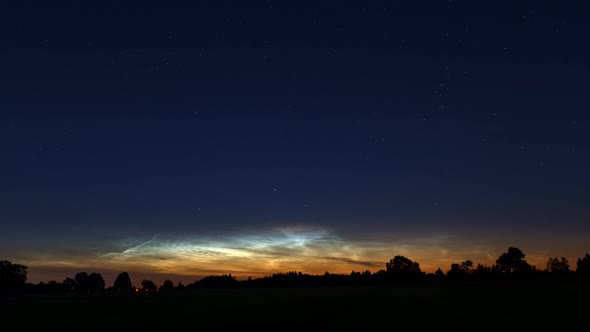 Noctilucent Clouds Timelapse 4K