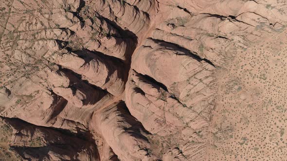 Aerial view of a steep canyon alt
