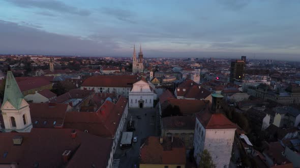 Aerial view of buildings in Zagreb alt