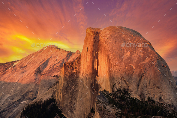 Yosemites Half Dome Sunset From Glacier Point Stock Photo
