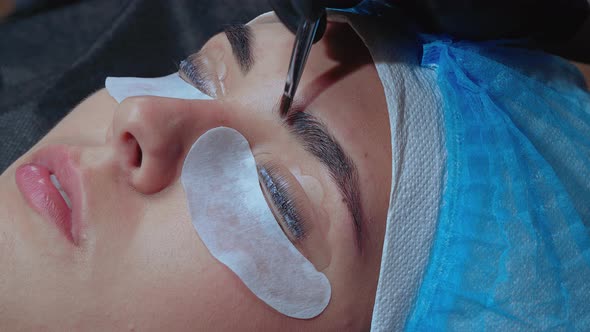 Beauty Treatment. Laminating of Eyelashes alt