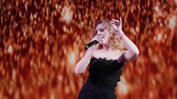 Curly Blonde Girl Singing alt