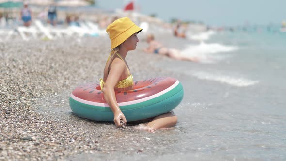 Summer Vacation Concept alt