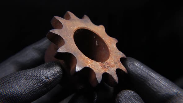 Rusty Old Cog Wheel 1400 alt